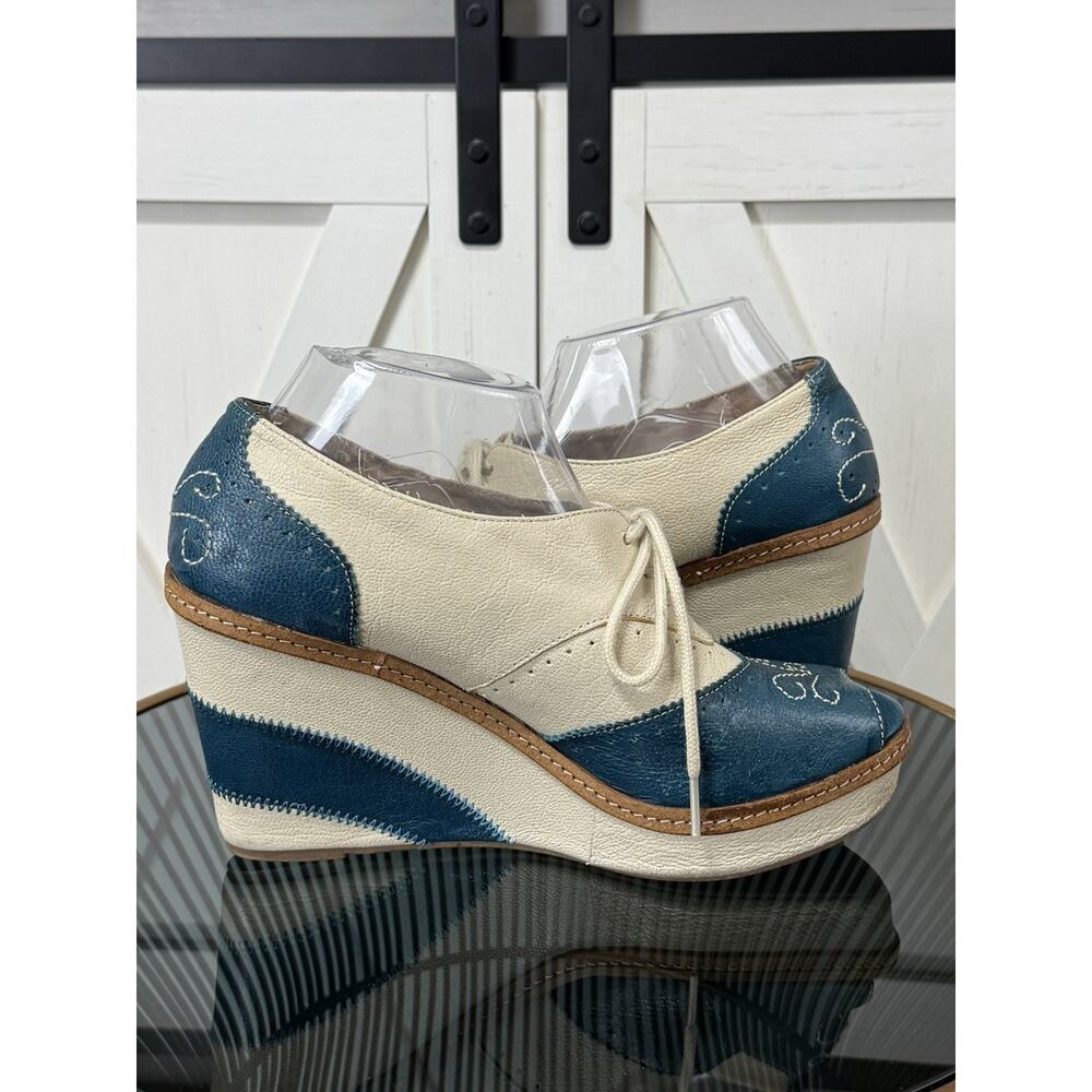 Anthropologie Pilcro Cream and Teal Leather Wedge Oxfordsππ - Picture 5 of 13